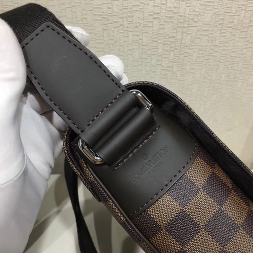 ルイヴィトンバッグ素材ディテール